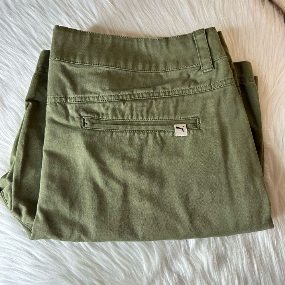 Puma Mens Green Chino Style Flat Front Shorts Size Large